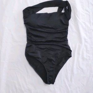 Venus Aphrodite Swimsuit Size 16 Black One Shoulder Vacation Flattering Ruched